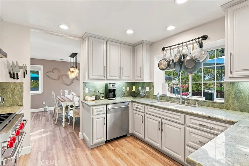 5680 High Ridge Paso Robles, CA 93446