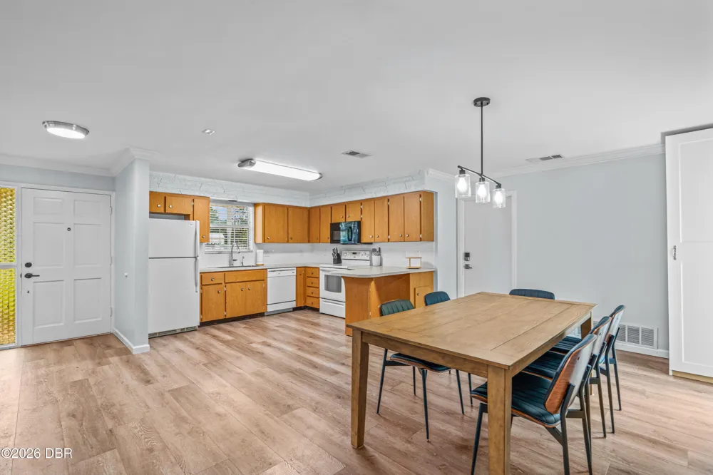 145 Hernandez Avenue Ormond Beach, FL 32174