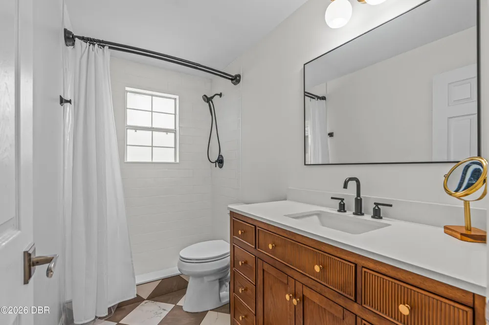 145 Hernandez Avenue Ormond Beach, FL 32174