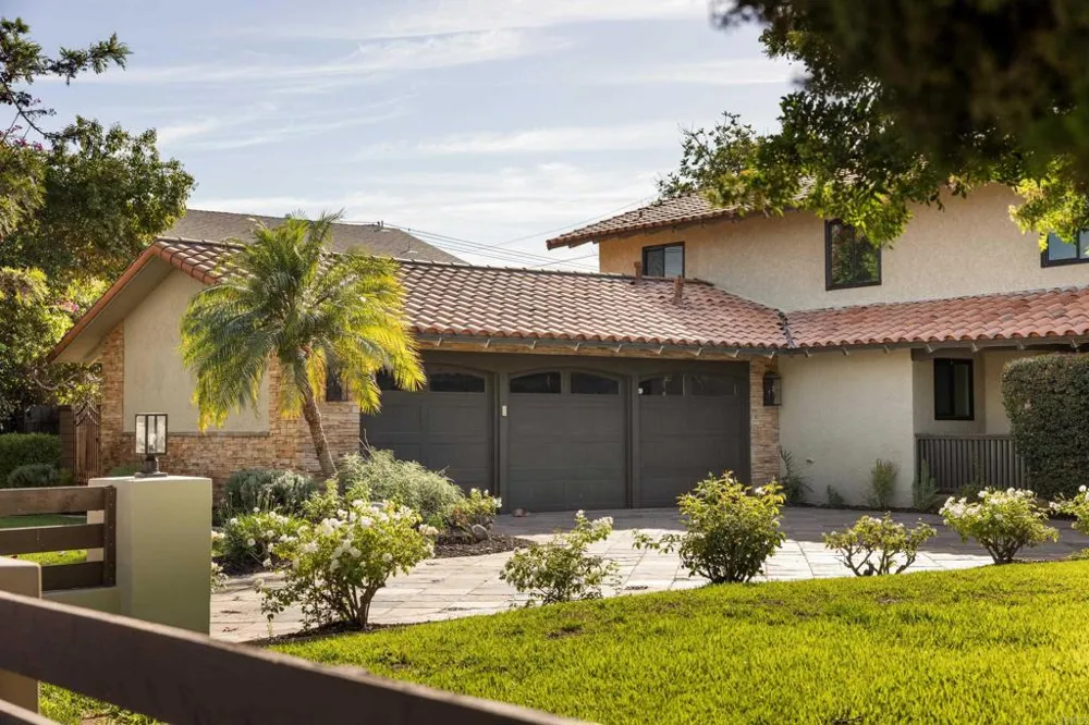 12441 La Bella Dr North Tustin, CA 92705