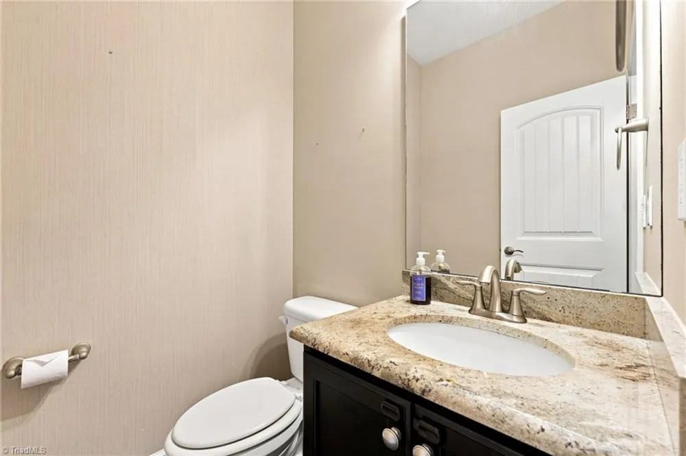 4020 Canterwood Drive Greensboro, NC 27410