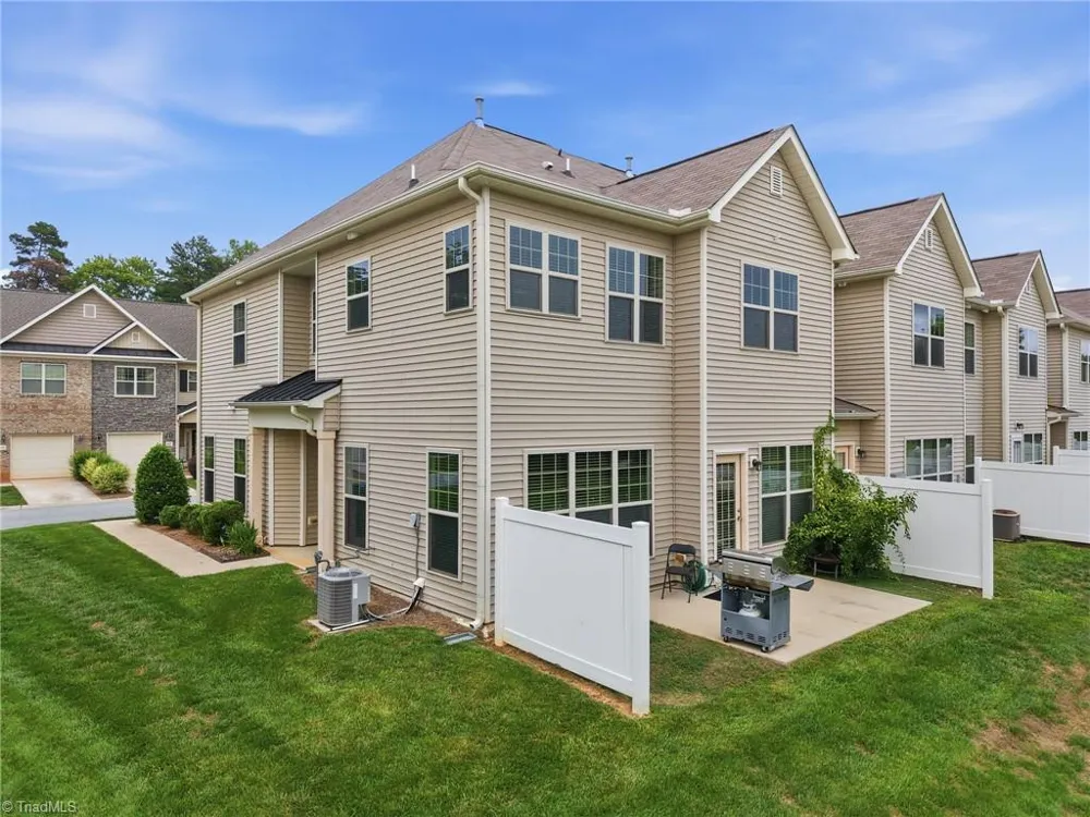 4020 Canterwood Drive Greensboro, NC 27410