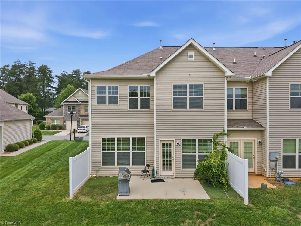 4020 Canterwood Drive Greensboro, NC 27410