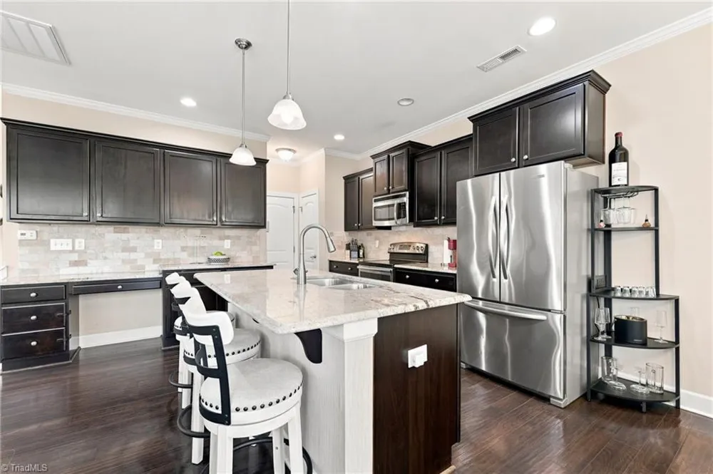 4020 Canterwood Drive Greensboro, NC 27410
