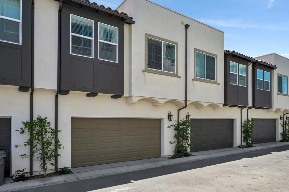 1319 Yannis Court El Cajon, CA 92019