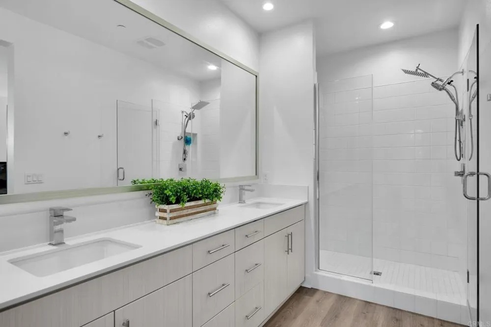 1319 Yannis Court El Cajon, CA 92019