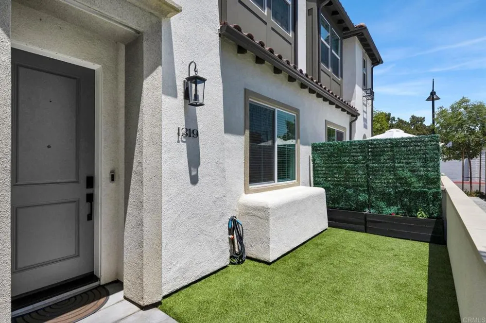 1319 Yannis Court El Cajon, CA 92019