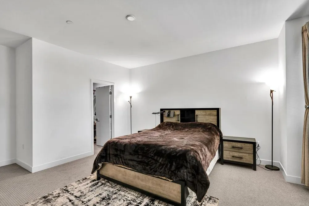 1319 Yannis Court El Cajon, CA 92019
