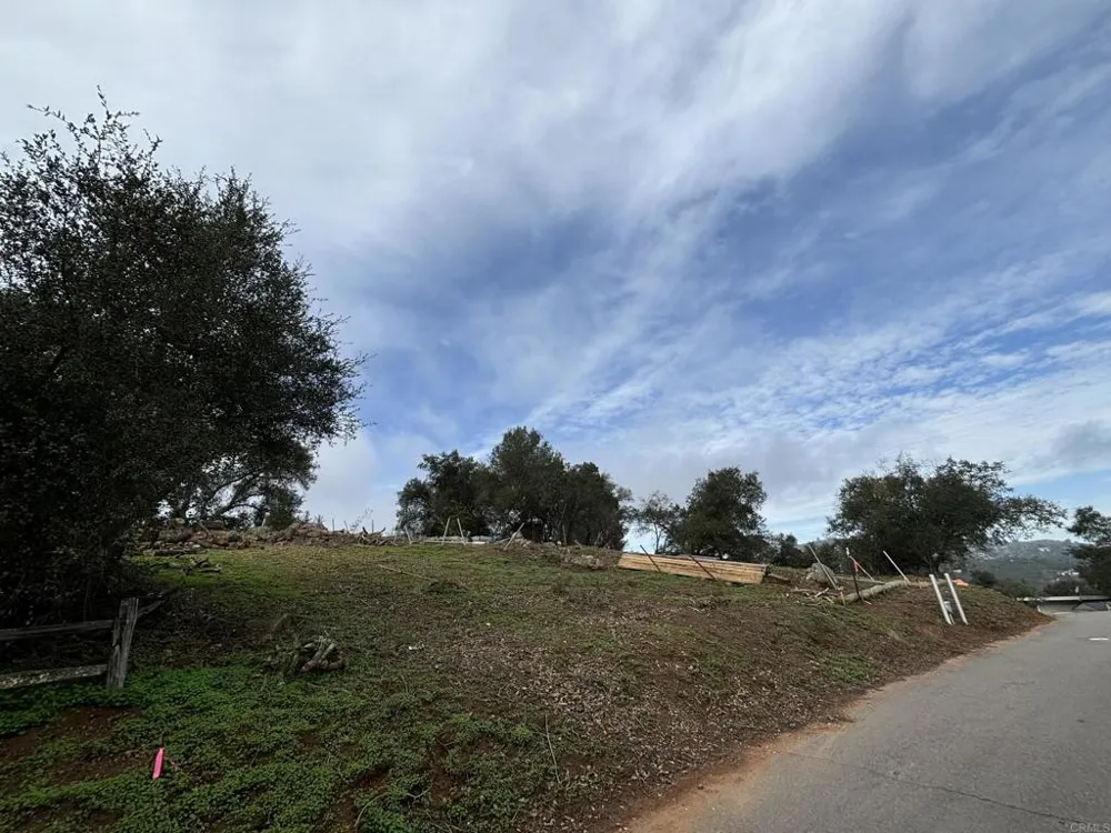 Hillcrest Avenue Escondido, CA 92026