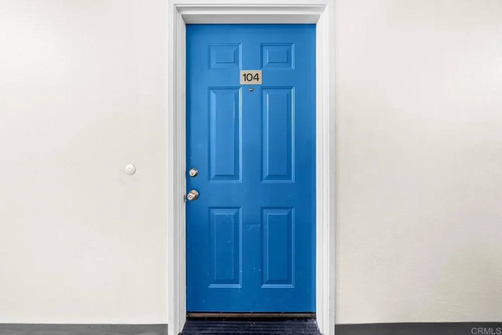 4205 Ohio Street #104 San Diego, CA 92104