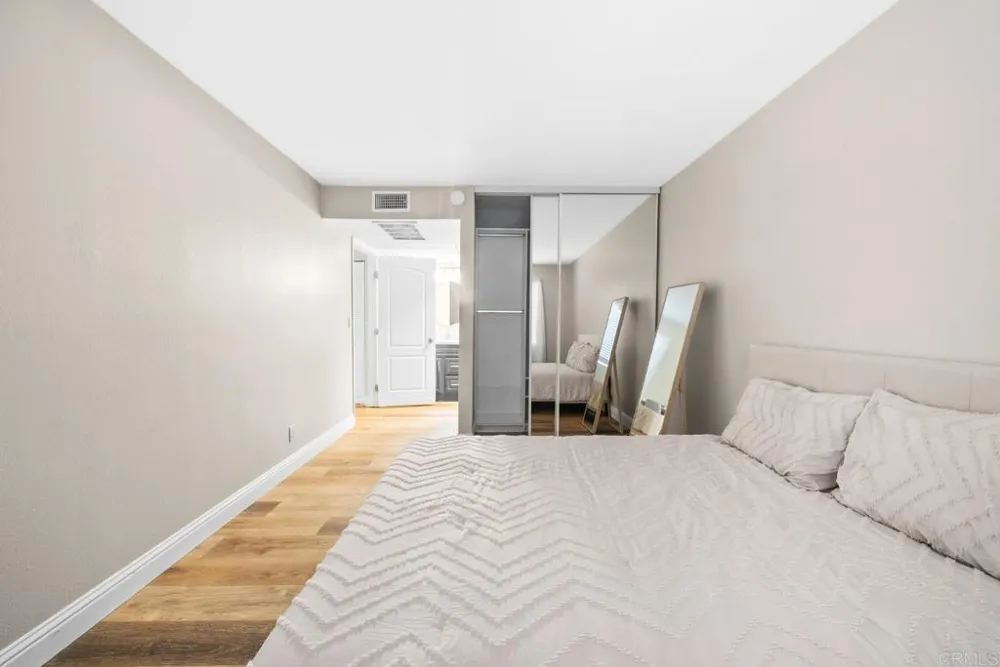 4205 Ohio Street #104 San Diego, CA 92104