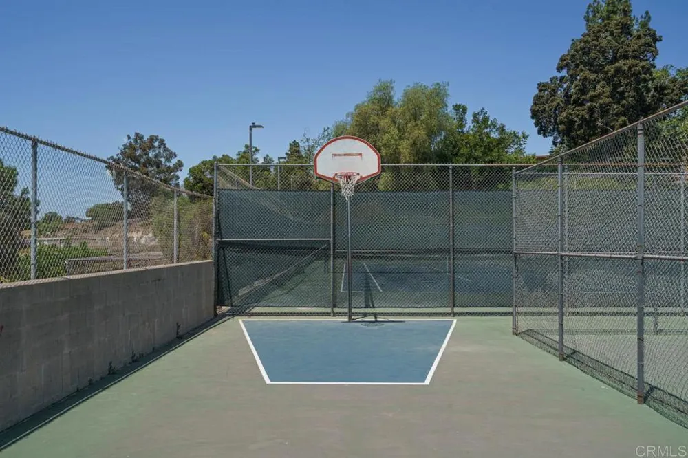 5700 Baltimore Dr. #134 La Mesa, CA 91942