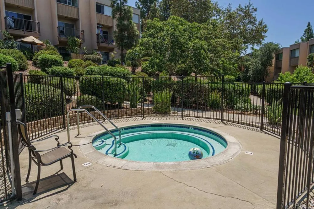 5700 Baltimore Dr. #134 La Mesa, CA 91942