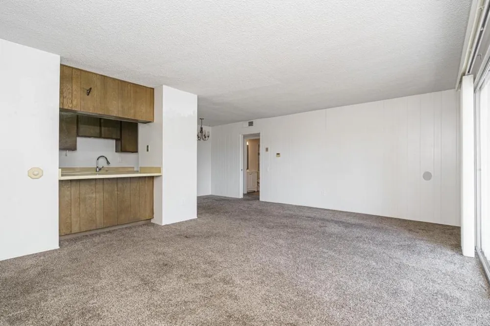 5700 Baltimore Dr. #134 La Mesa, CA 91942