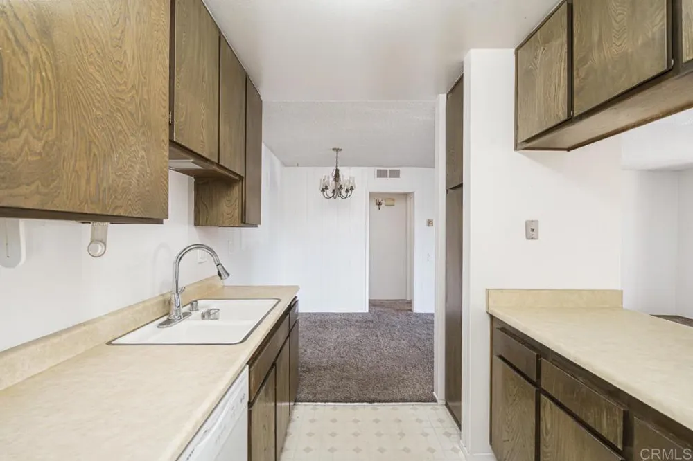 5700 Baltimore Dr. #134 La Mesa, CA 91942