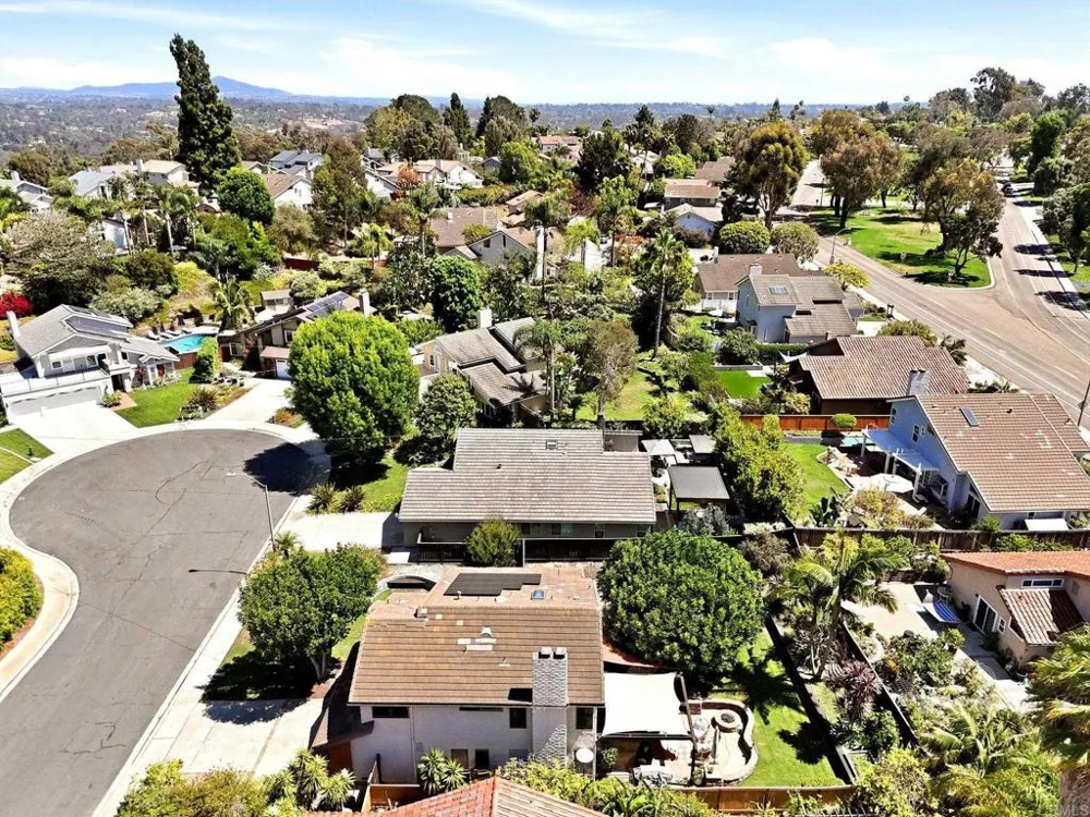 512 Tranquil Court Encinitas, CA 92024