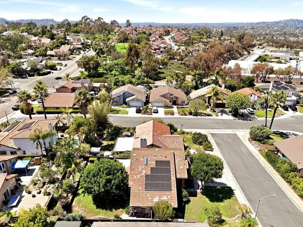 512 Tranquil Court Encinitas, CA 92024