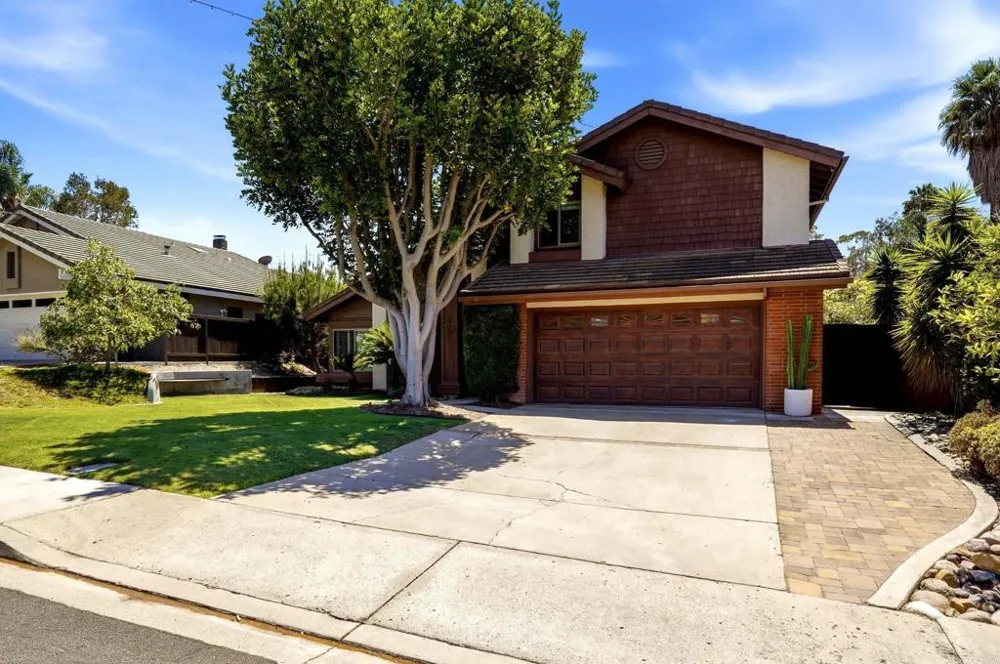 512 Tranquil Court Encinitas, CA 92024