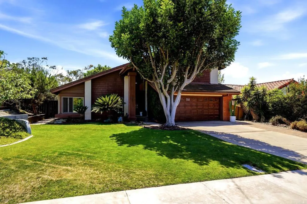 512 Tranquil Court Encinitas, CA 92024
