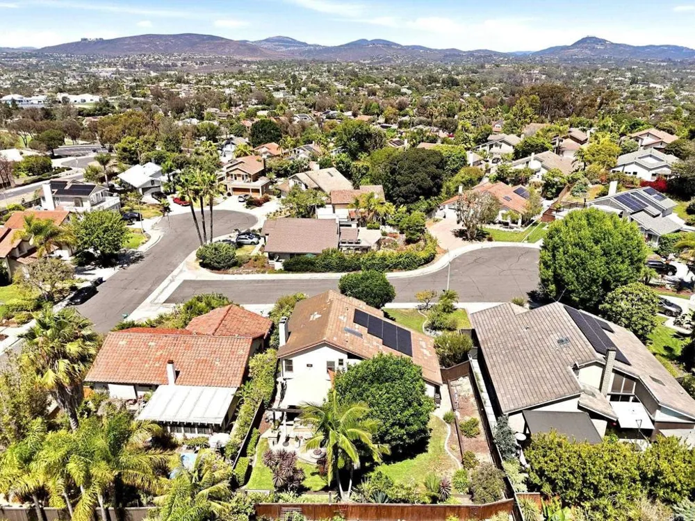 512 Tranquil Court Encinitas, CA 92024