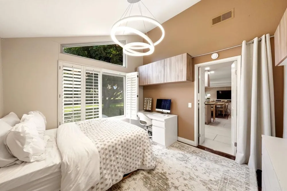 512 Tranquil Court Encinitas, CA 92024