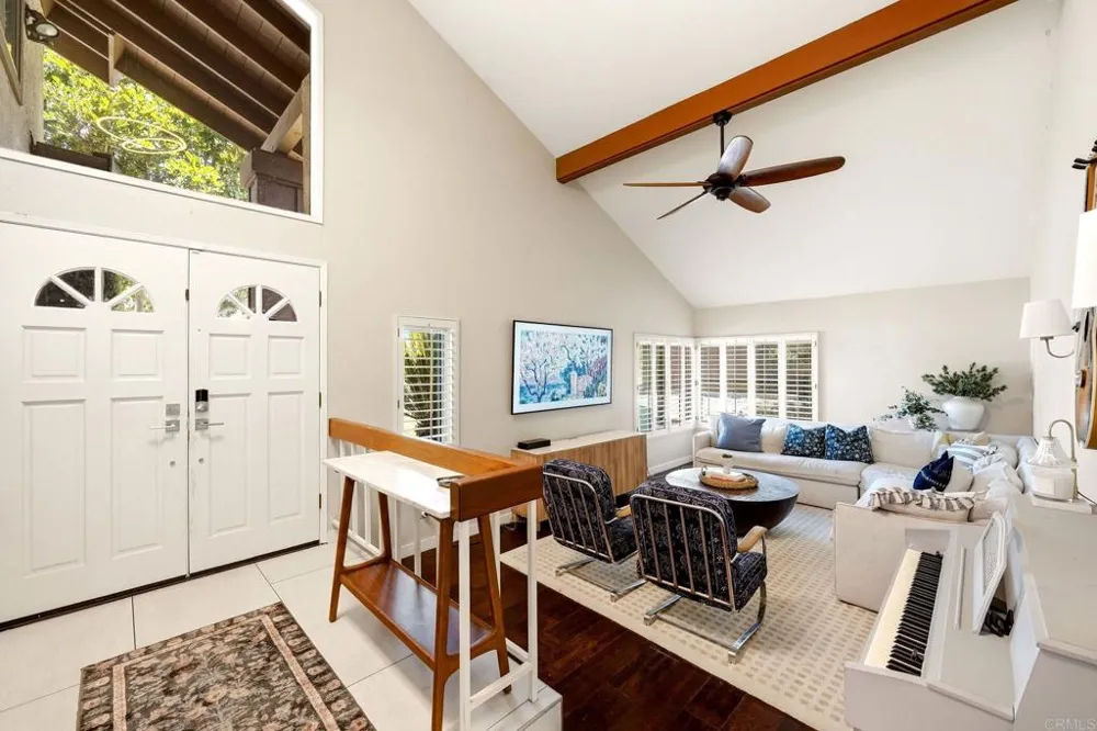 512 Tranquil Court Encinitas, CA 92024