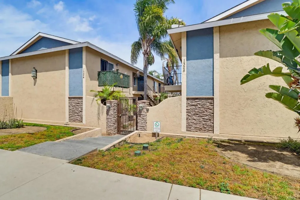 1328 IRIS AVENUE #2 Imperial Beach, CA 91932