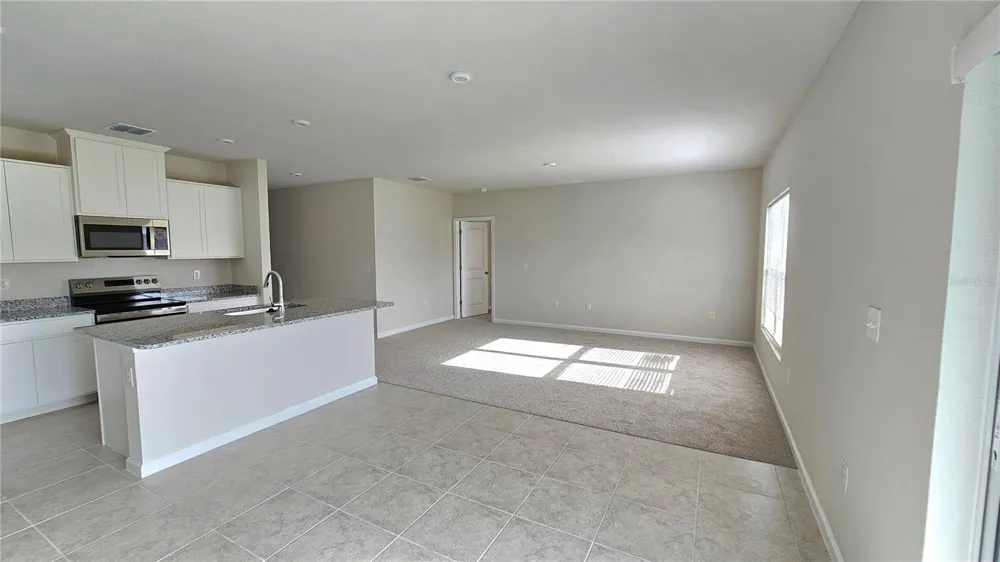 347 BILTMORE BOULEVARD Dundee, FL 33838