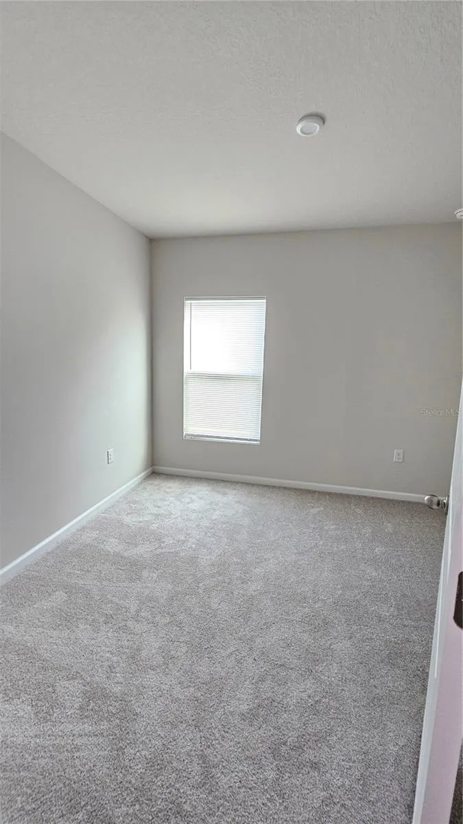 347 BILTMORE BOULEVARD Dundee, FL 33838