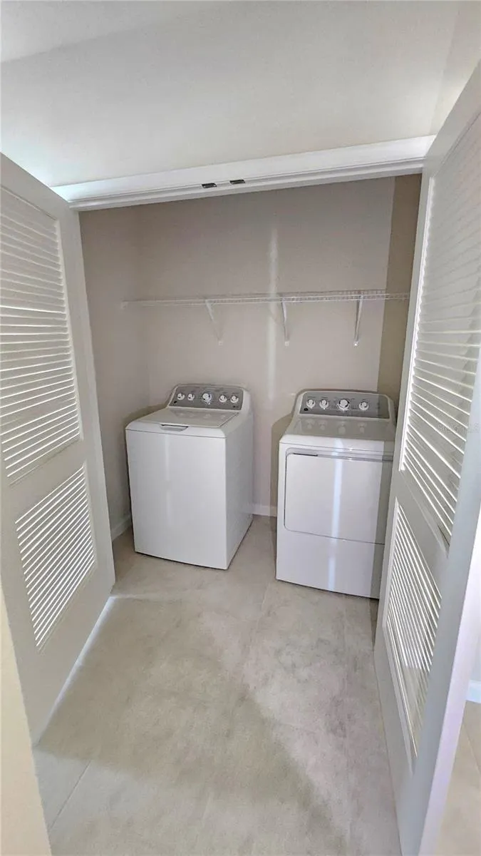 347 BILTMORE BOULEVARD Dundee, FL 33838