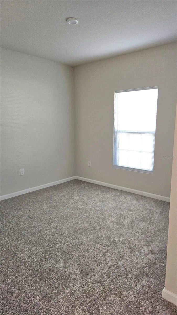347 BILTMORE BOULEVARD Dundee, FL 33838