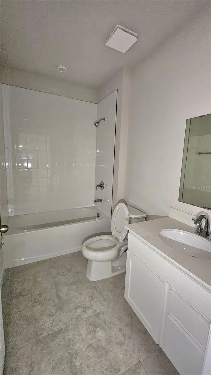 347 BILTMORE BOULEVARD Dundee, FL 33838