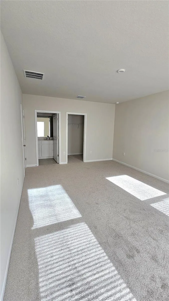 347 BILTMORE BOULEVARD Dundee, FL 33838