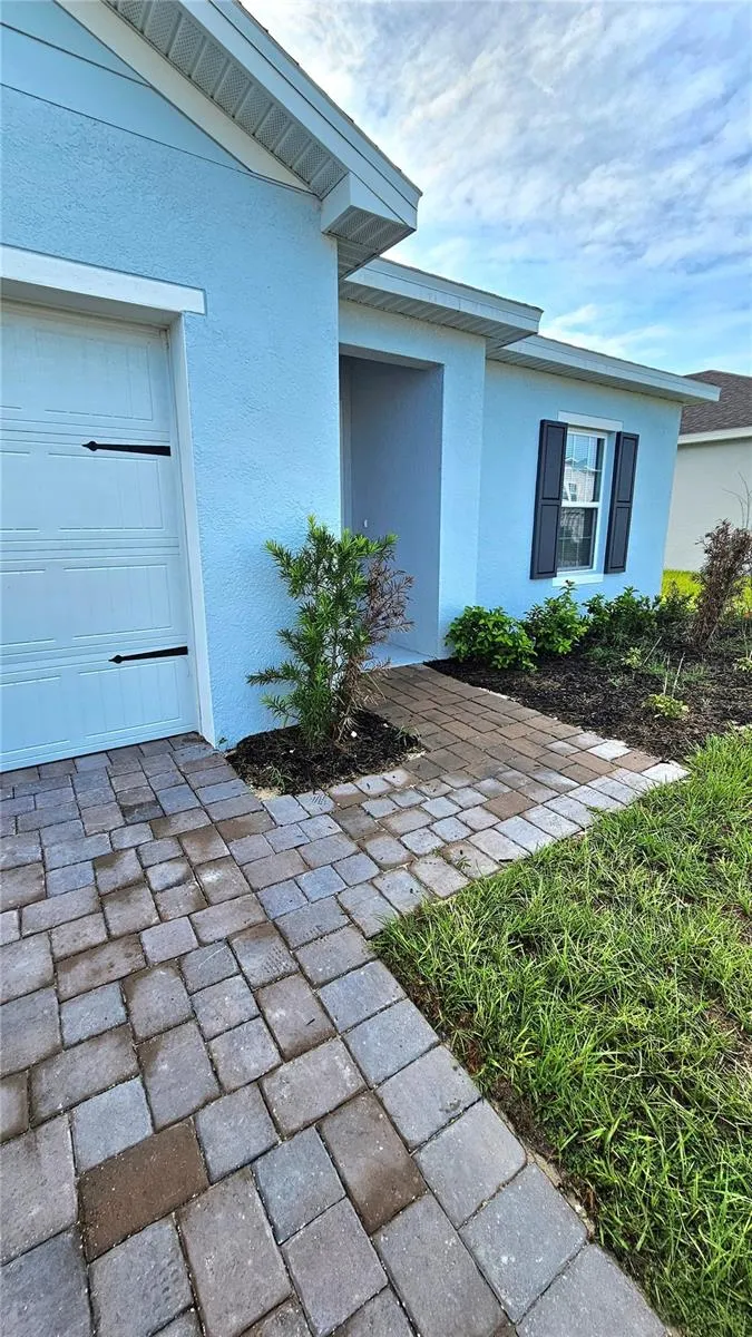 347 BILTMORE BOULEVARD Dundee, FL 33838