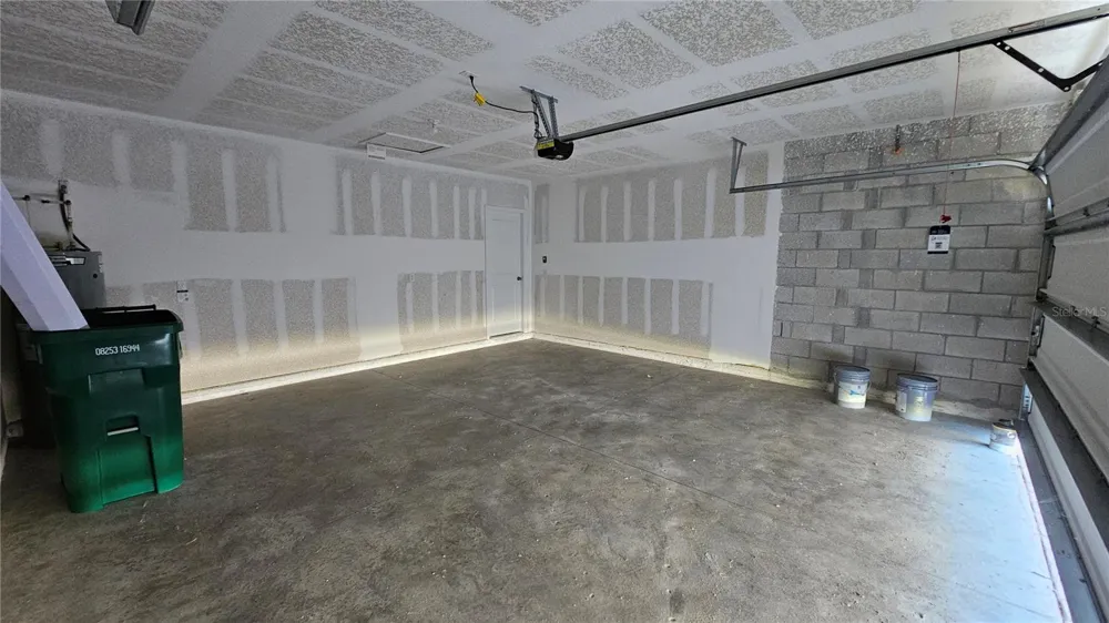 347 BILTMORE BOULEVARD Dundee, FL 33838