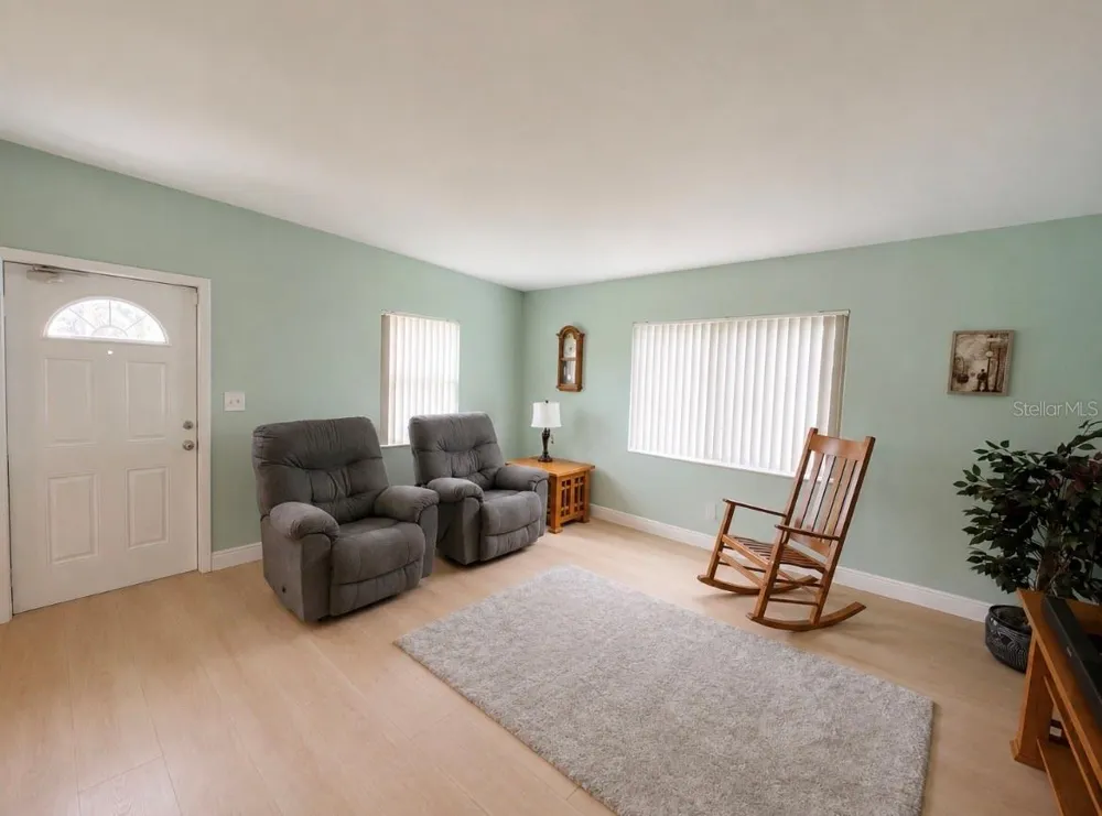 7812 GOMEZ AVENUE Tampa, FL 33614