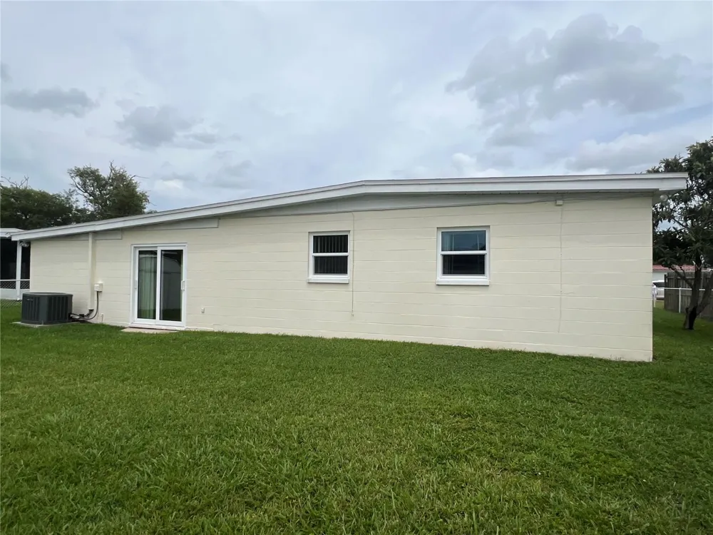 7812 GOMEZ AVENUE Tampa, FL 33614
