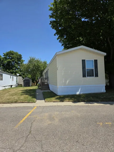 51000 Mott Road #77