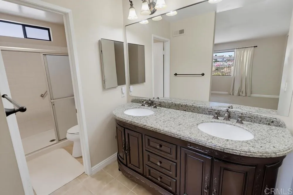 12564 Camino Emparrado San Diego, CA 92128