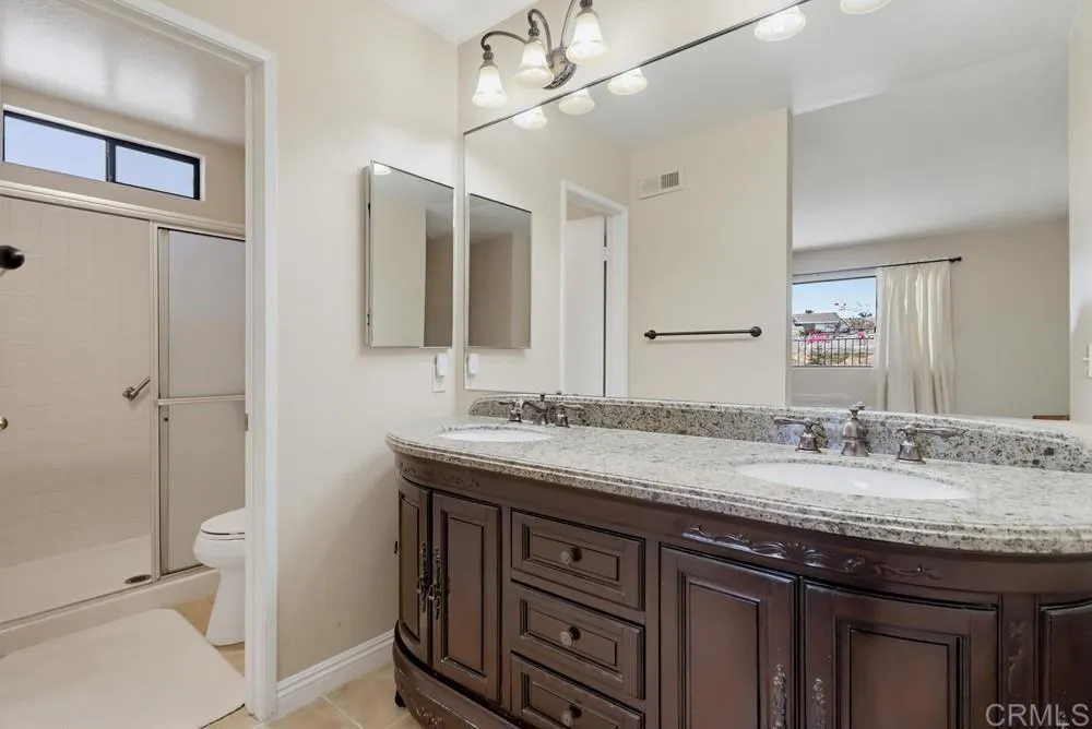 12564 Camino Emparrado San Diego, CA 92128