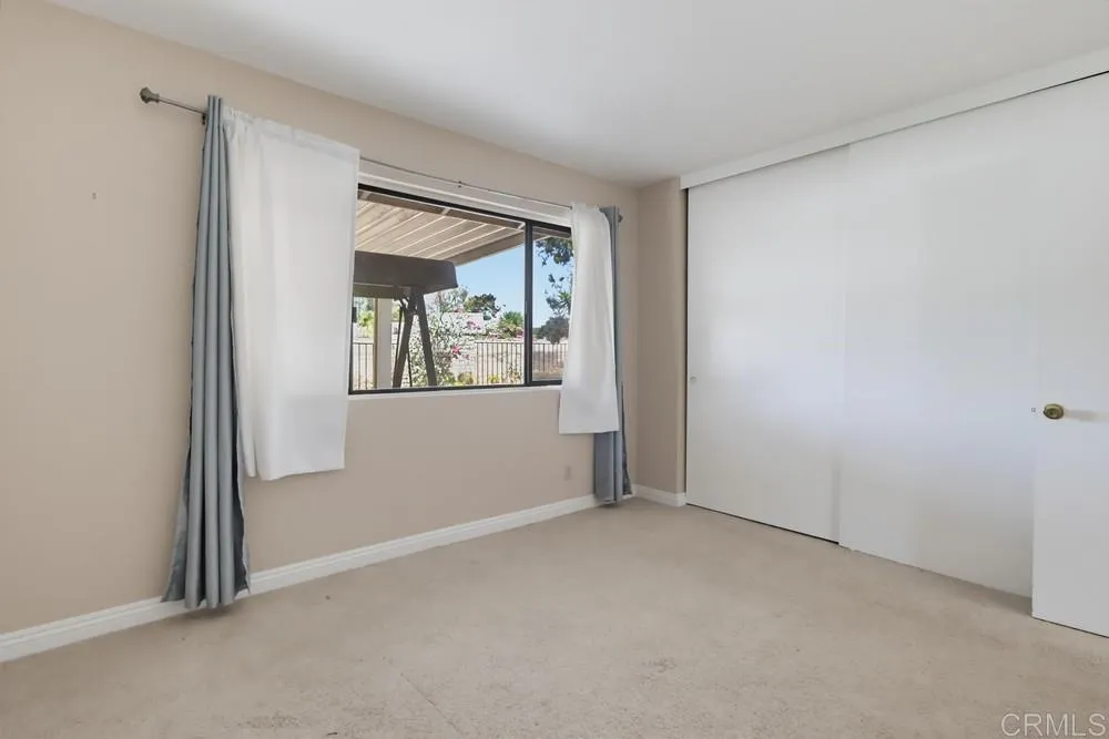 12564 Camino Emparrado San Diego, CA 92128
