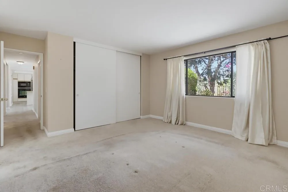 12564 Camino Emparrado San Diego, CA 92128