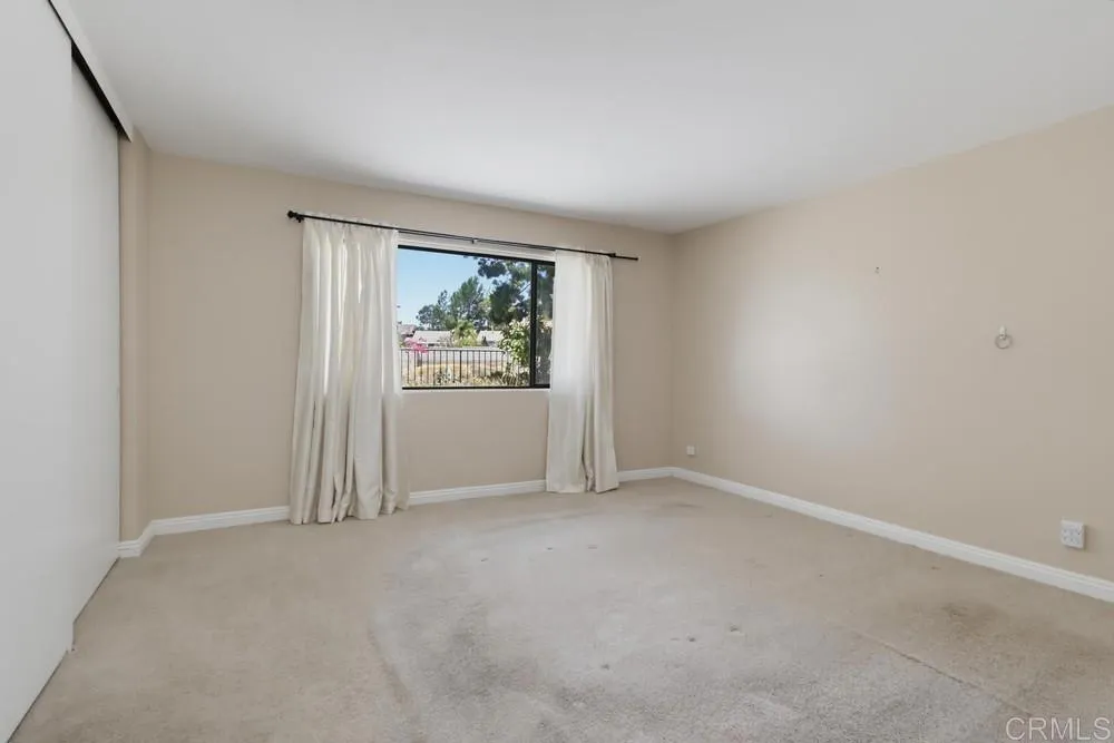 12564 Camino Emparrado San Diego, CA 92128