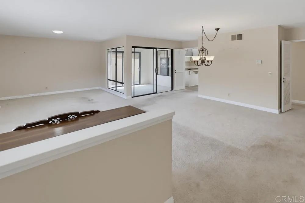 12564 Camino Emparrado San Diego, CA 92128