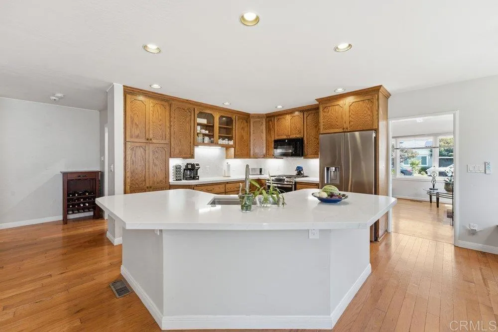 575 Mitchell Avenue San Leandro, CA 94577