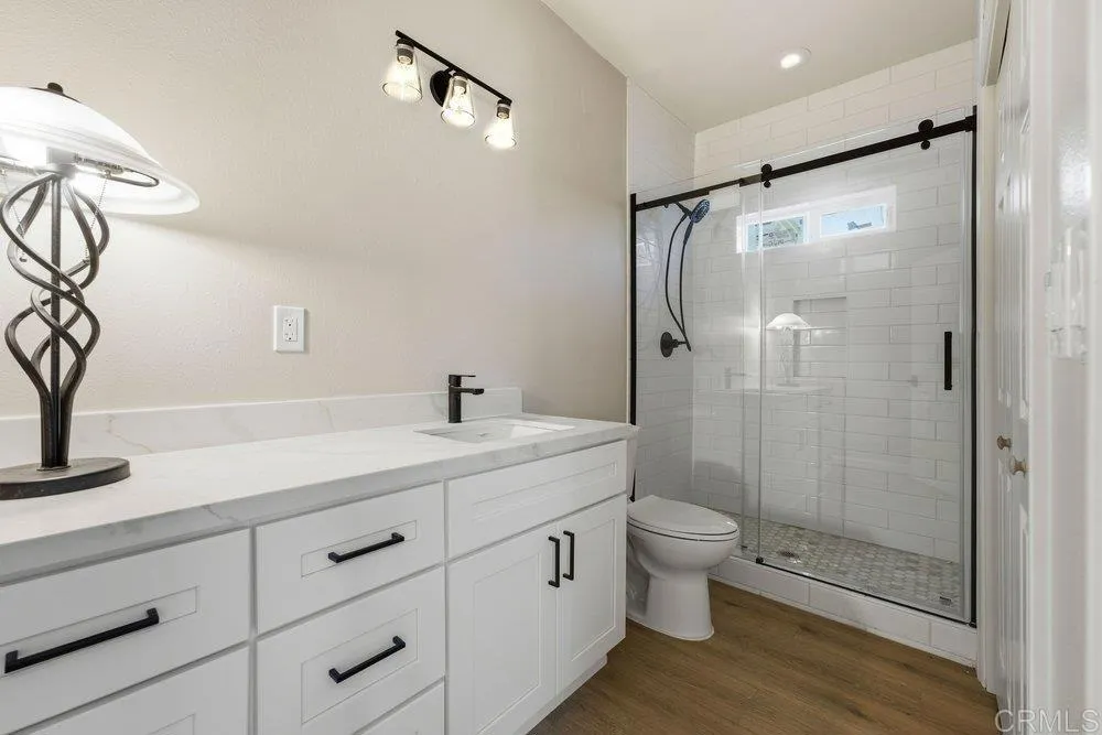 575 Mitchell Avenue San Leandro, CA 94577