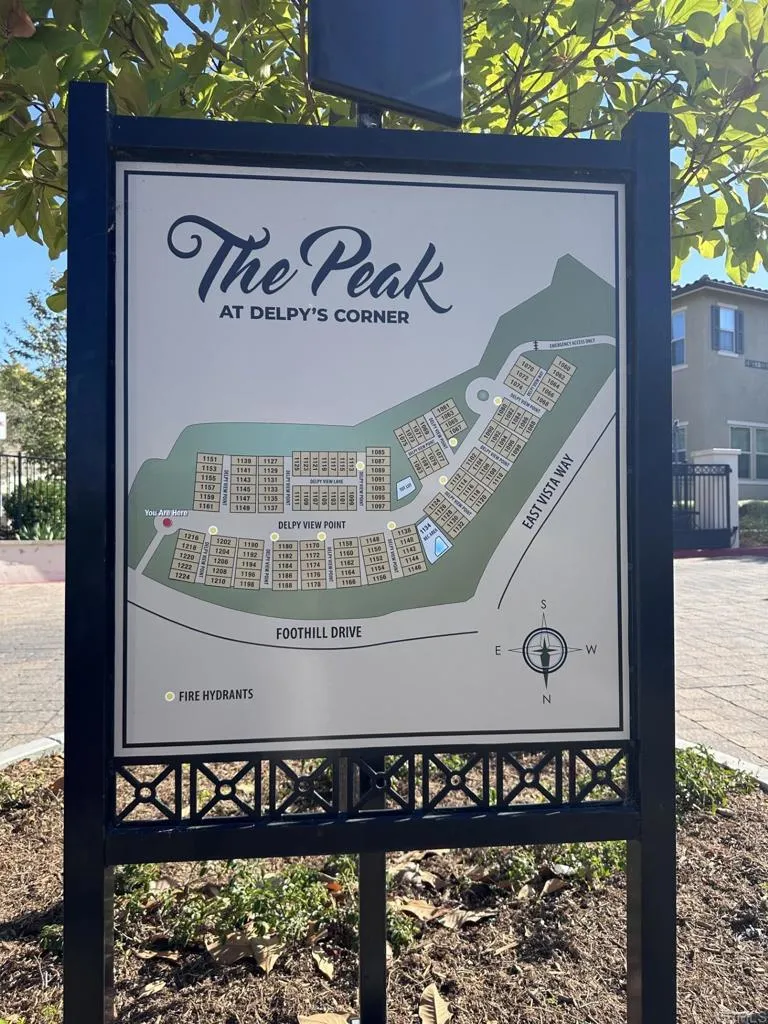 1144 Delpy View Vista, CA 92084