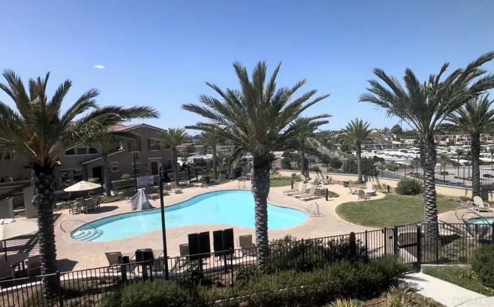 1144 Delpy View Vista, CA 92084