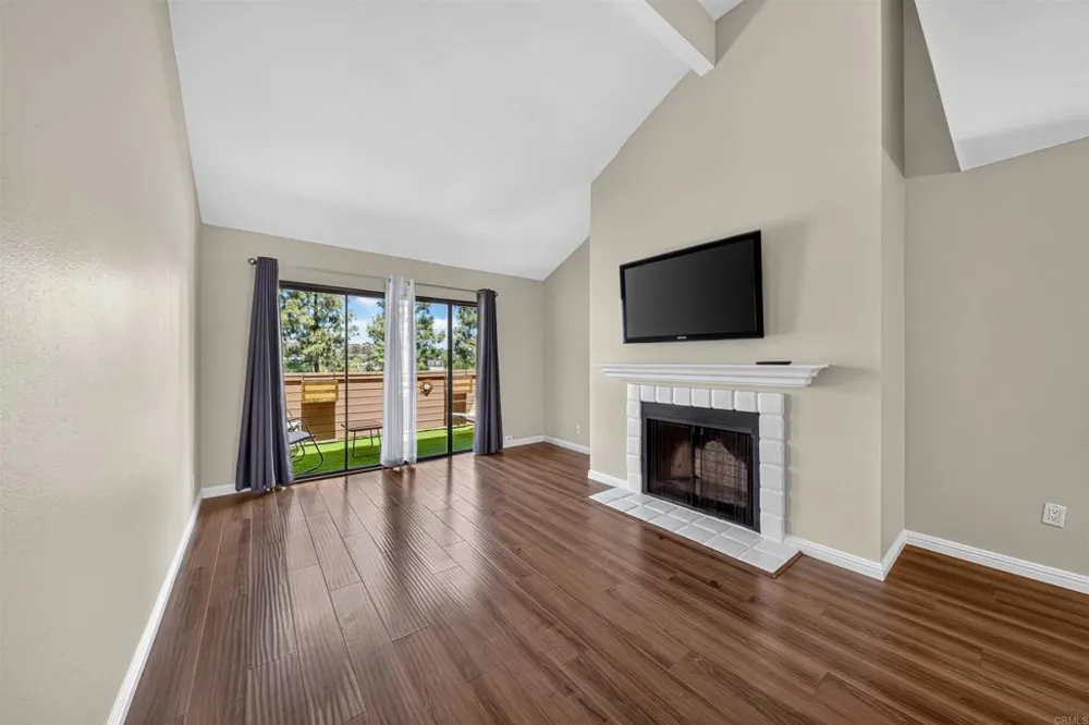 7755 Saranac Place #43 La Mesa, CA 91942