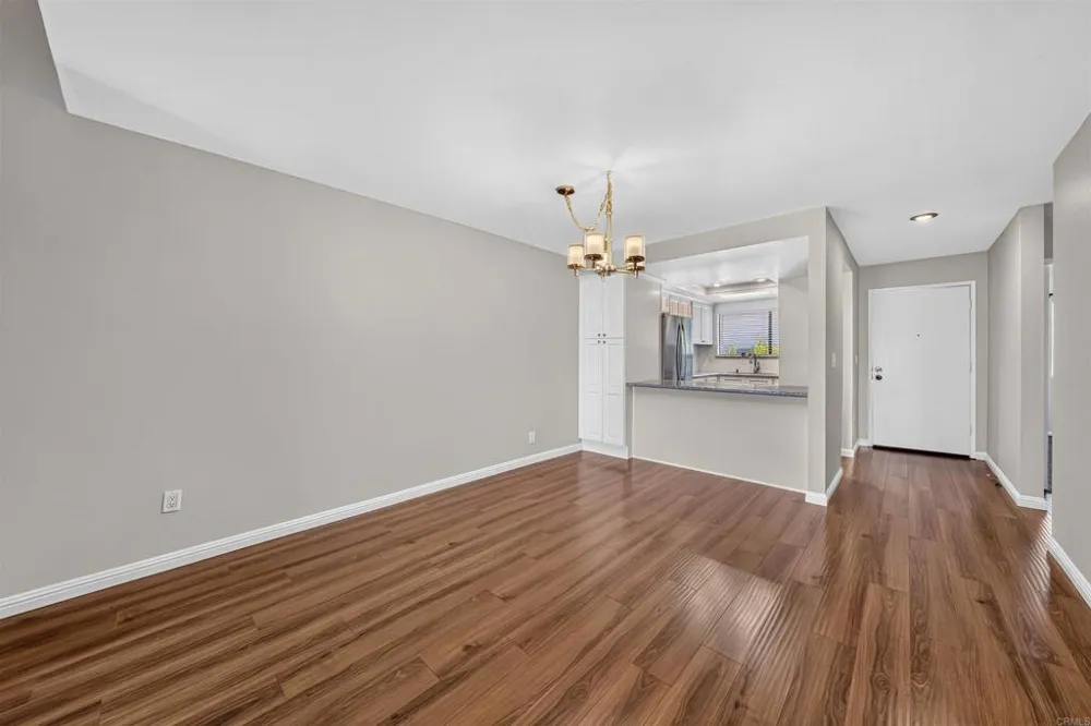 7755 Saranac Place #43 La Mesa, CA 91942